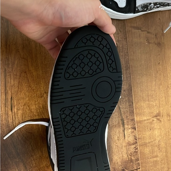 PUMA sneakers - Picture 3 of 4